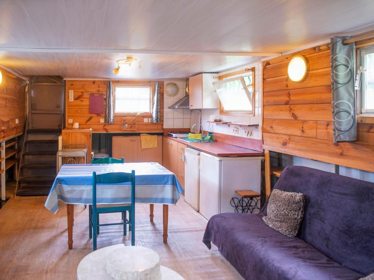 Comfy Houseboat In Florennes Next To The Forest Exterior photo